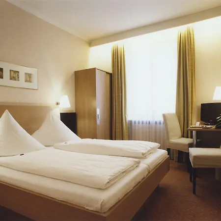 Hotel Jedermann-2